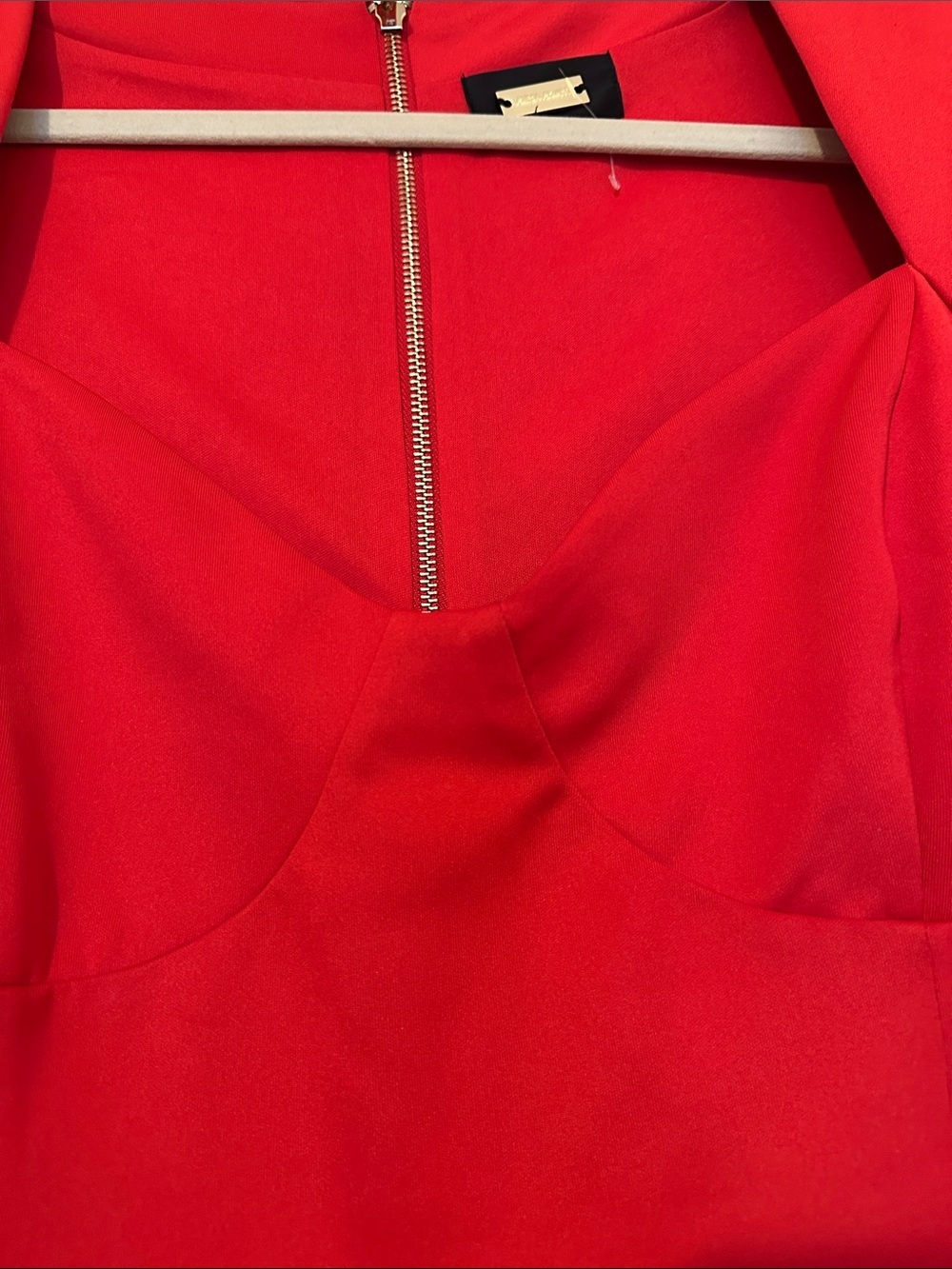 Alexia Admor Red Short-Sleeve Midi Sheath Dress - Picture 2 of 5